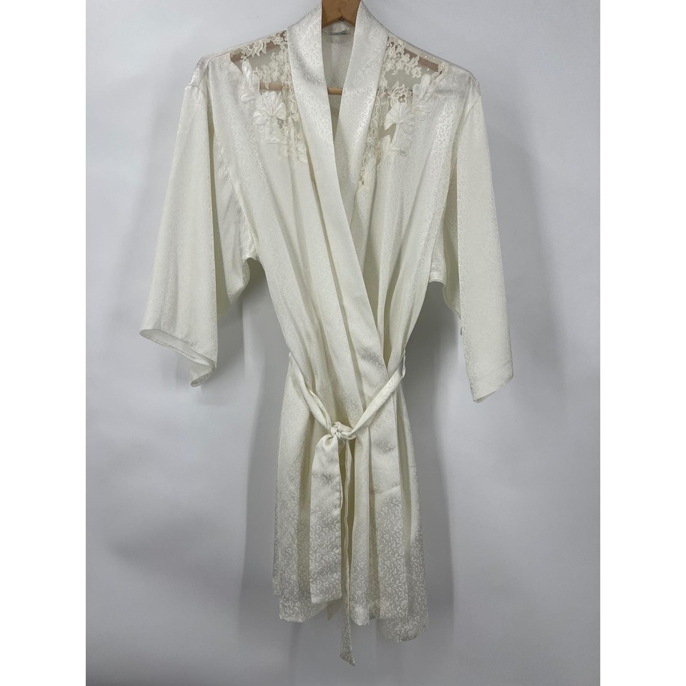 Sara‎ Beth Vintage Ivory Satin Jacquard Lace Applique Short Robe Kimono Bridal